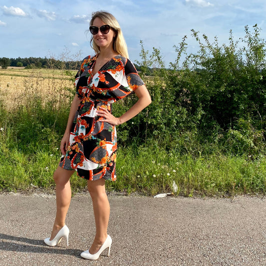 Nähanleitung HOLLY - Kleid im Kaftanlook mit Bindeband | Gr. 34-44 (PDF)