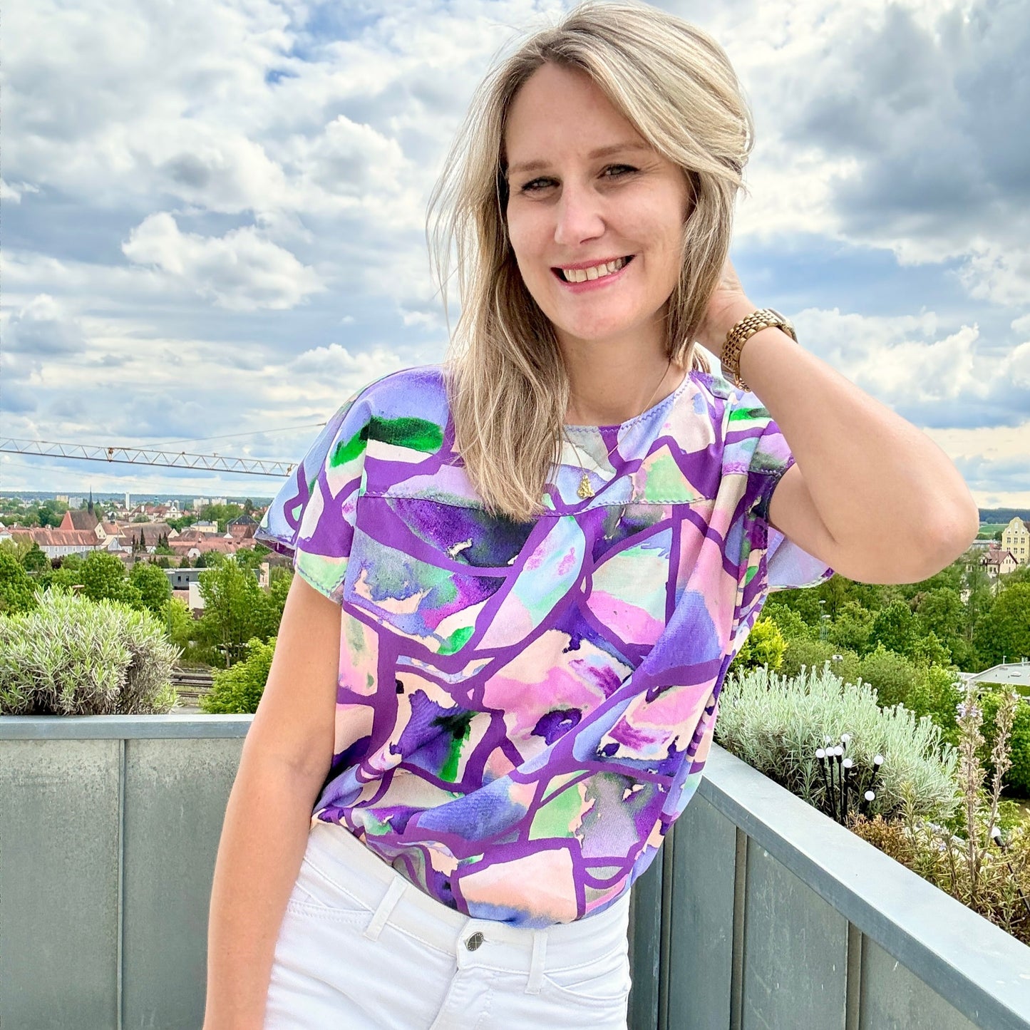 NÄHBOX | Bluse PEONY | RESONATE NEON | NERIDA HANSEN - LILA (mit Knopfwerkzeug)