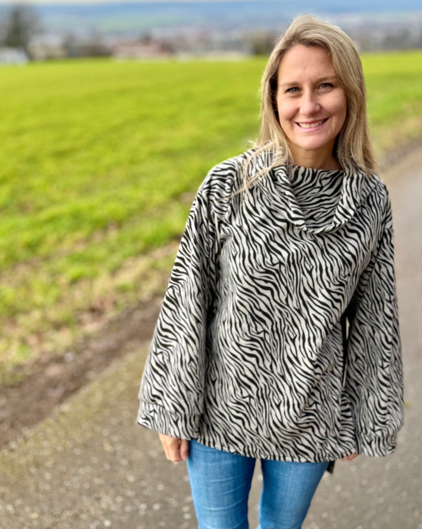 Nähanleitung HAZEL - Kuschel Pullover mit Schalkragen | Gr. 34-44 (PDF)